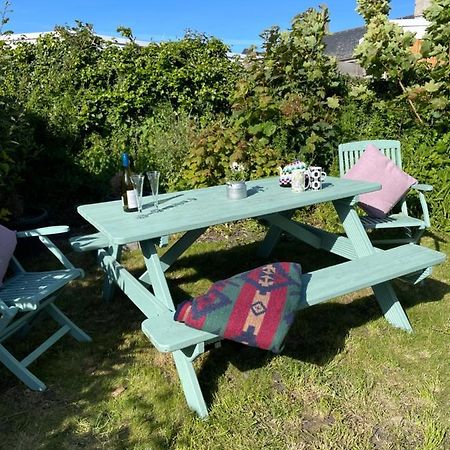 Craig Avad Bed and Breakfast Holyhead Exteriör bild